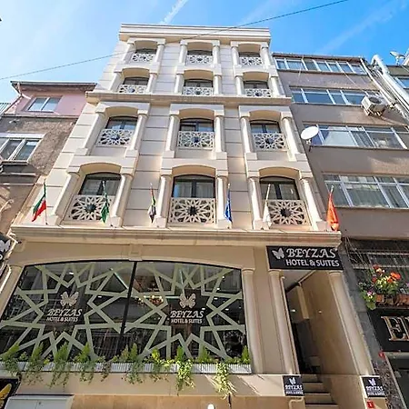 Beyzas & * İstanbul