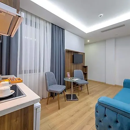 Otel Beyzas & *