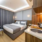 Beyzas & Hotel *